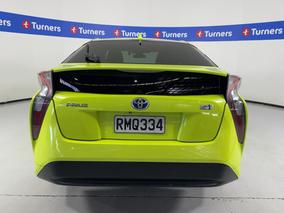 Photo '6' of Toyota Prius