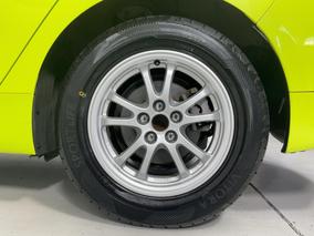 Photo '11' of Toyota Prius