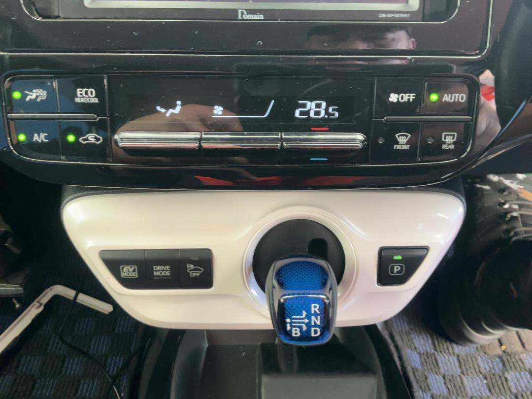 Photo '10' of Toyota Prius Photo '10' of Toyota Prius