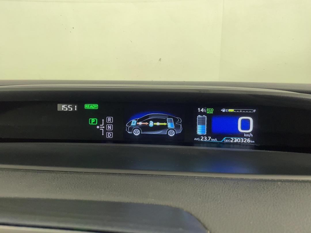 Photo '21' of Toyota Prius