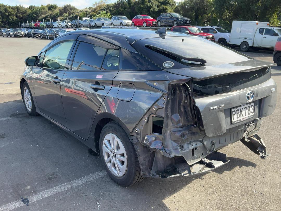 Photo '3' of Toyota Prius Photo '3' of Toyota Prius