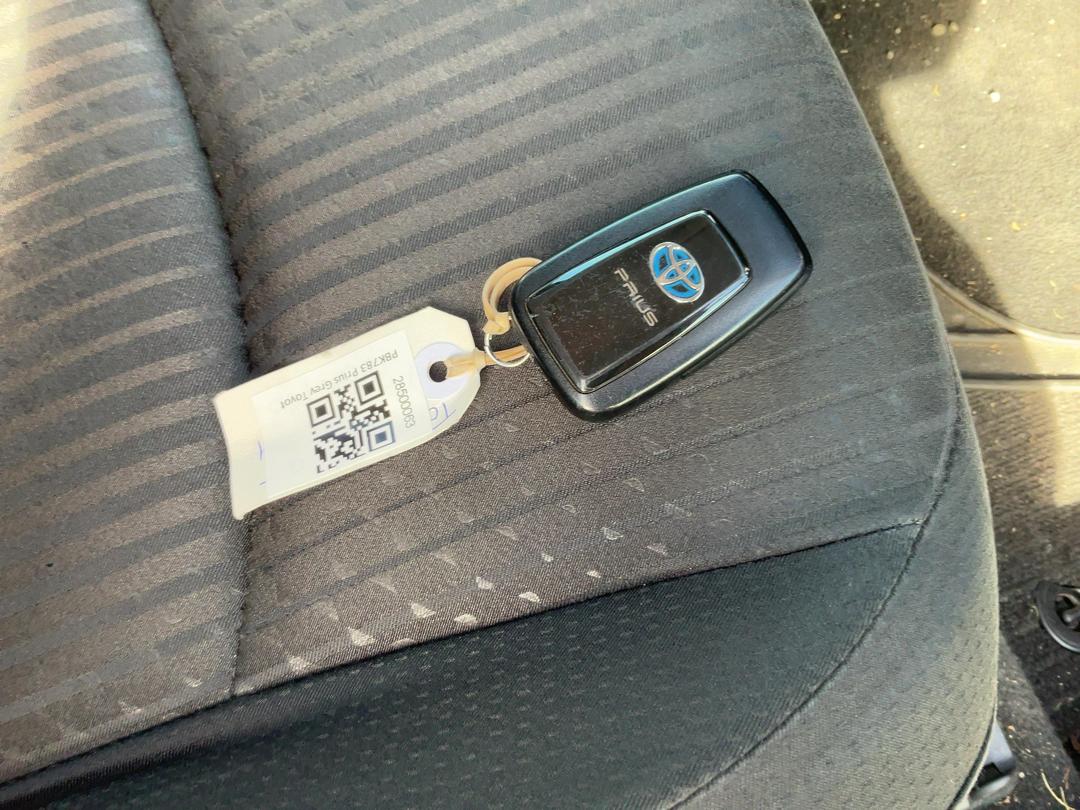 Photo '15' of Toyota Prius Photo '15' of Toyota Prius