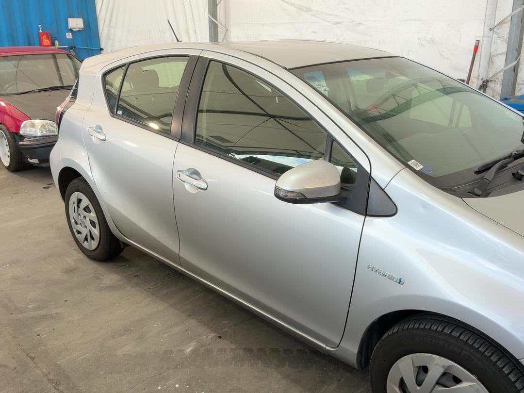 Photo '2' of Toyota Prius C GX Photo '2' of Toyota Prius C GX