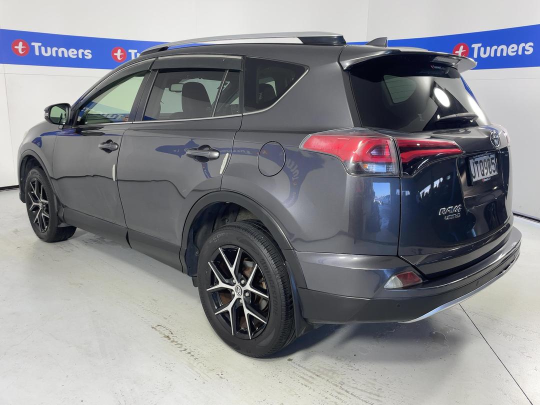 Photo '5' of Toyota Rav4