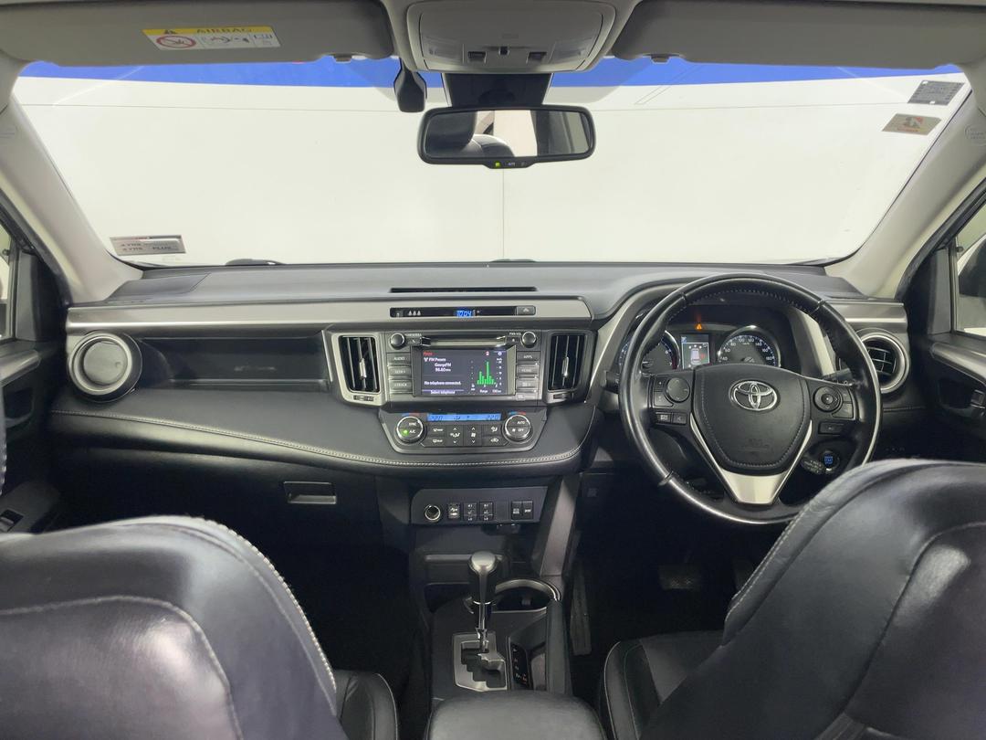 Photo '17' of Toyota Rav4