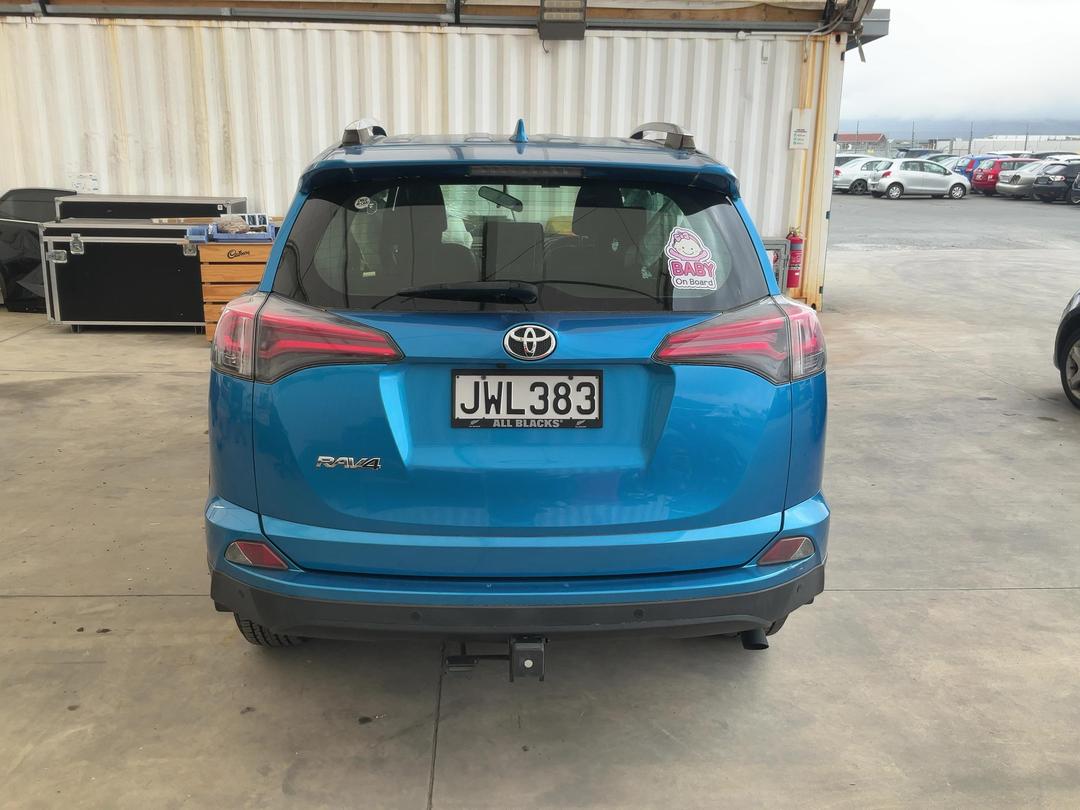 Photo '7' of Toyota Rav4 GX SUV