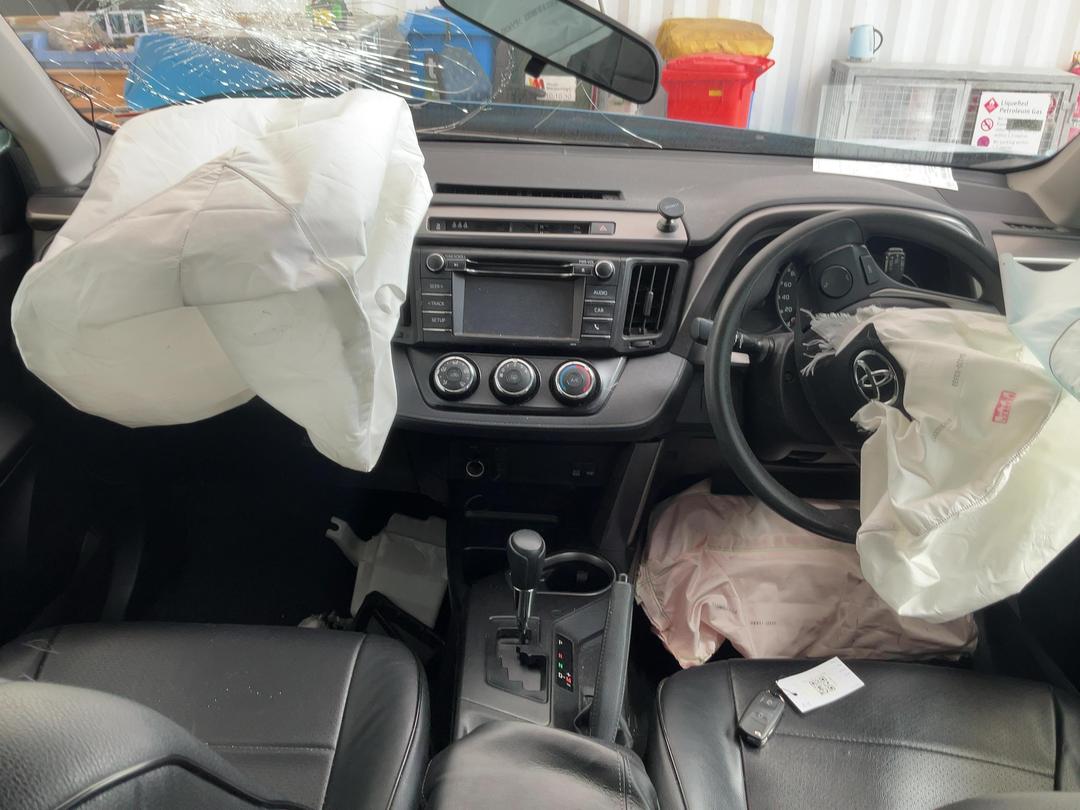 Photo '15' of Toyota Rav4 GX SUV
