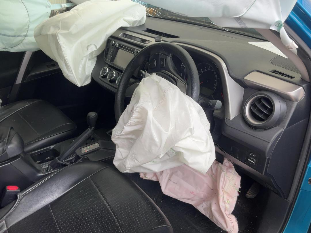 Photo '18' of Toyota Rav4 GX SUV