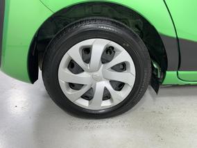 Photo '12' of Toyota Sienta