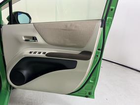 Photo '15' of Toyota Sienta