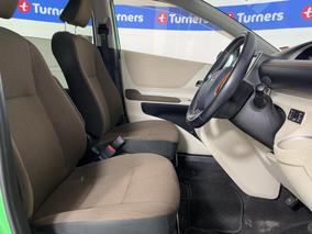 Photo '16' of Toyota Sienta