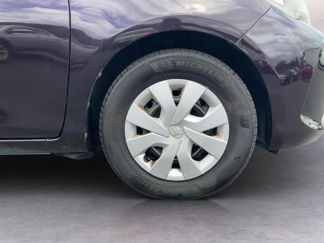 Photo '9' of Toyota Vitz