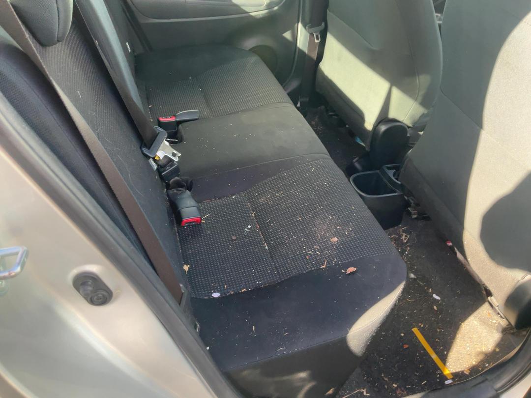 Photo '13' of Toyota Yaris GX