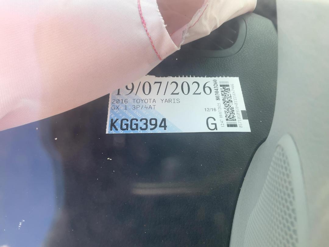 Photo '15' of Toyota Yaris GX