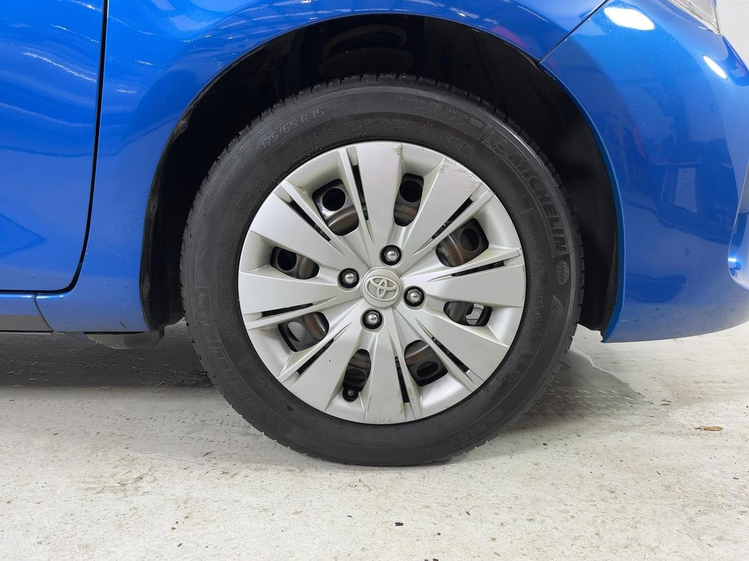 Photo '9' of Toyota Yaris