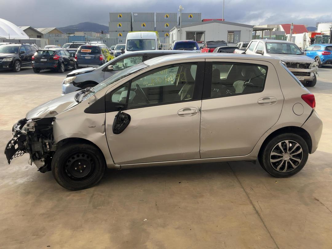Photo '4' of Toyota Yaris GX