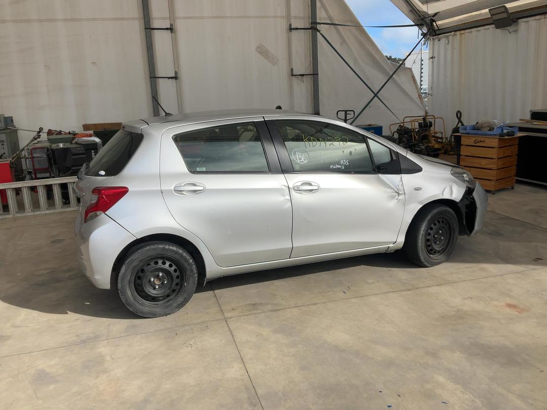 Photo '8' of Toyota Yaris GX