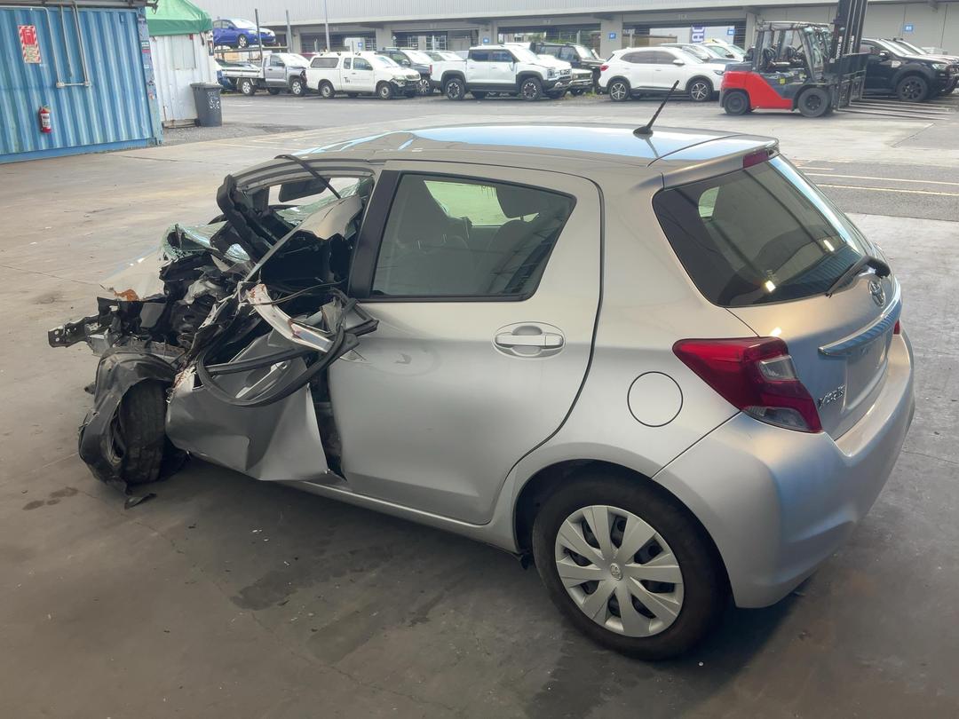 Photo '9' of Toyota Yaris GX