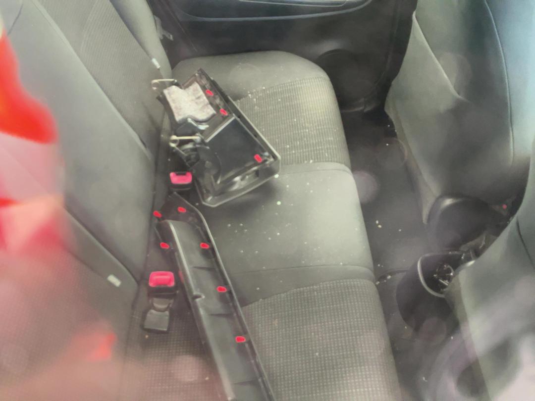 Photo '20' of Toyota Yaris GX