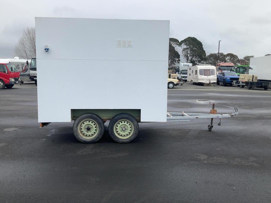 Photo '3' of TRAILER HOMEBUILT Box Body - Tandem