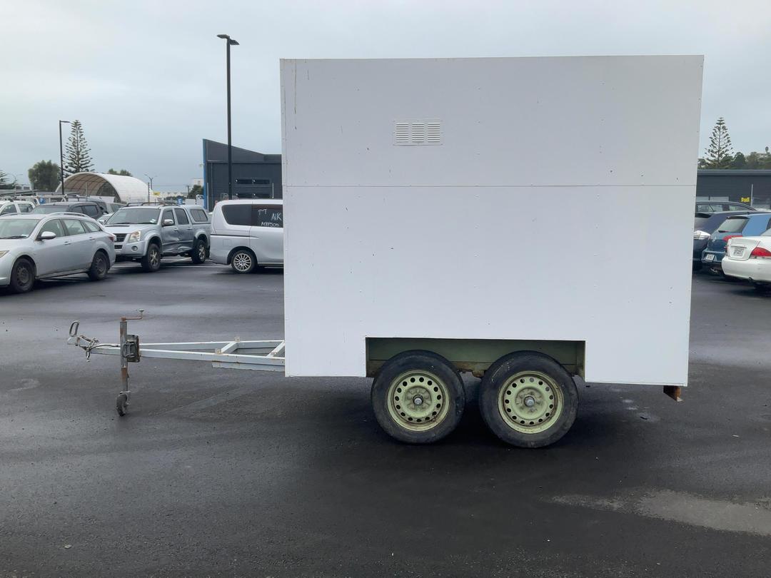 Photo '7' of TRAILER HOMEBUILT Box Body - Tandem