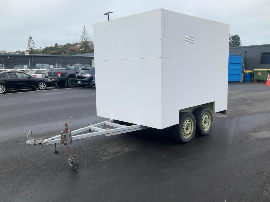 Photo '8' of TRAILER HOMEBUILT Box Body - Tandem