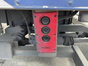 Photo '25' of UD Trucks PK17280 Box Body