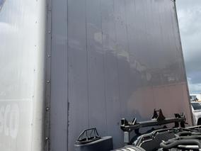 Photo '38' of UD Trucks PK17280 Box Body