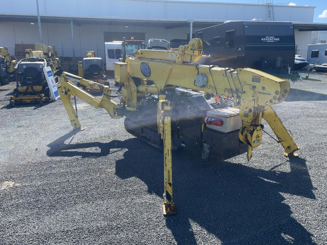 Photo '6' of Unic URW295 C1A Crane