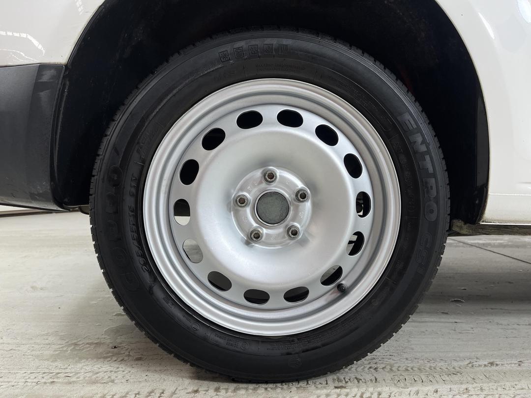 Photo '12' of Volkswagen Caddy