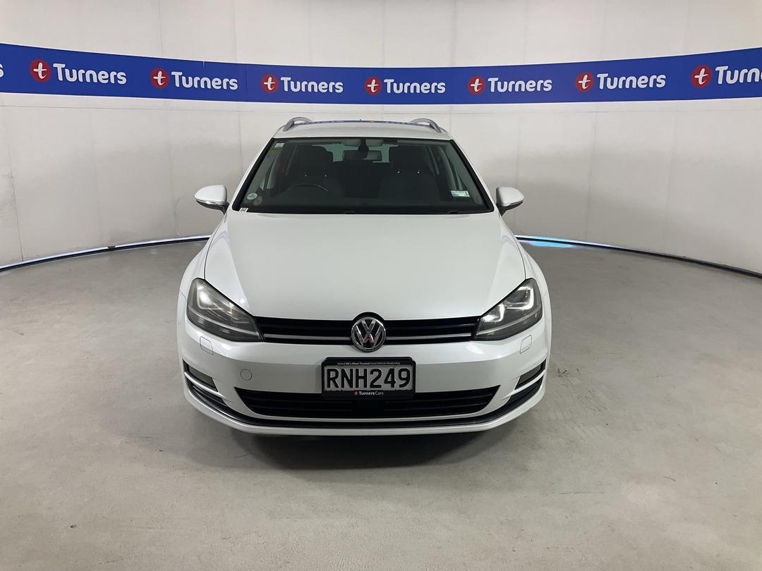 Photo '2' of Volkswagen Golf