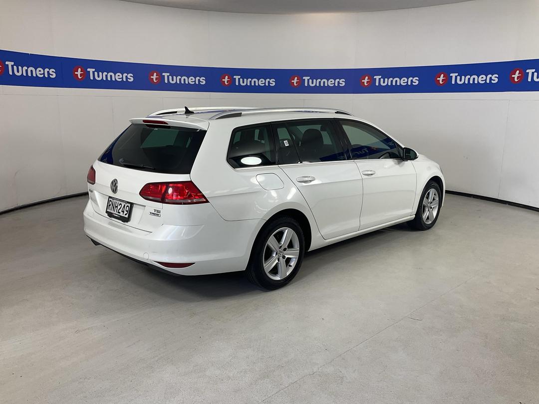 Photo '7' of Volkswagen Golf