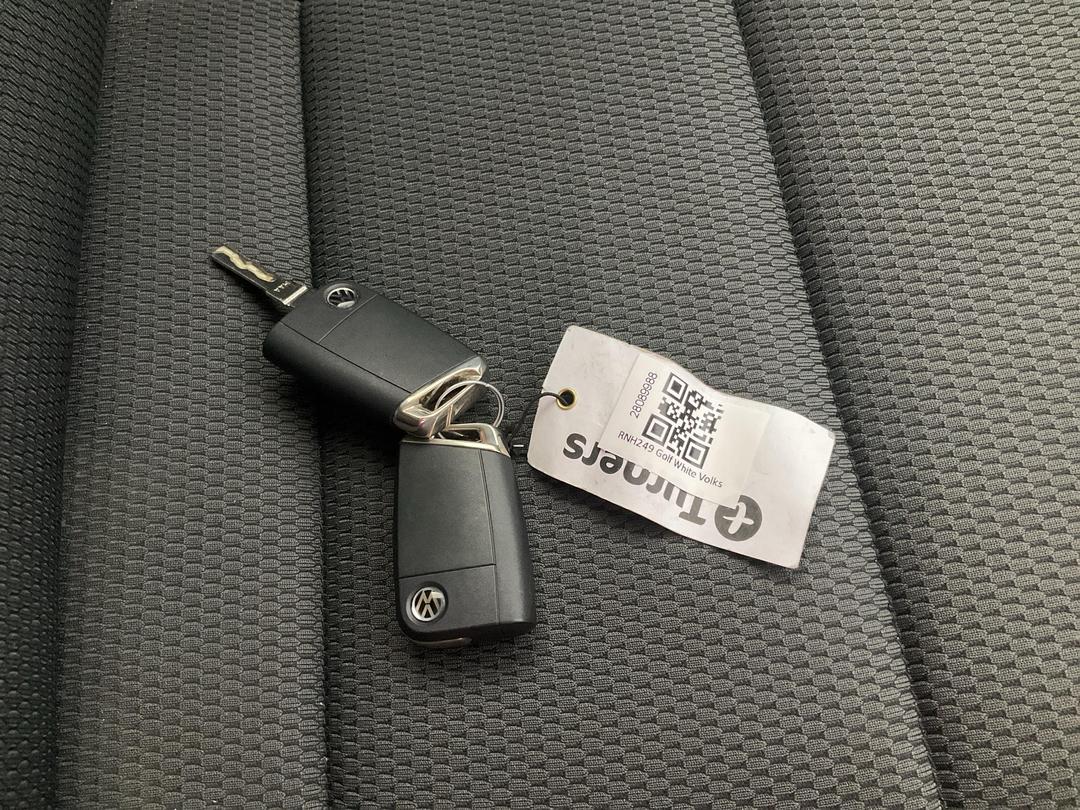 Photo '22' of Volkswagen Golf