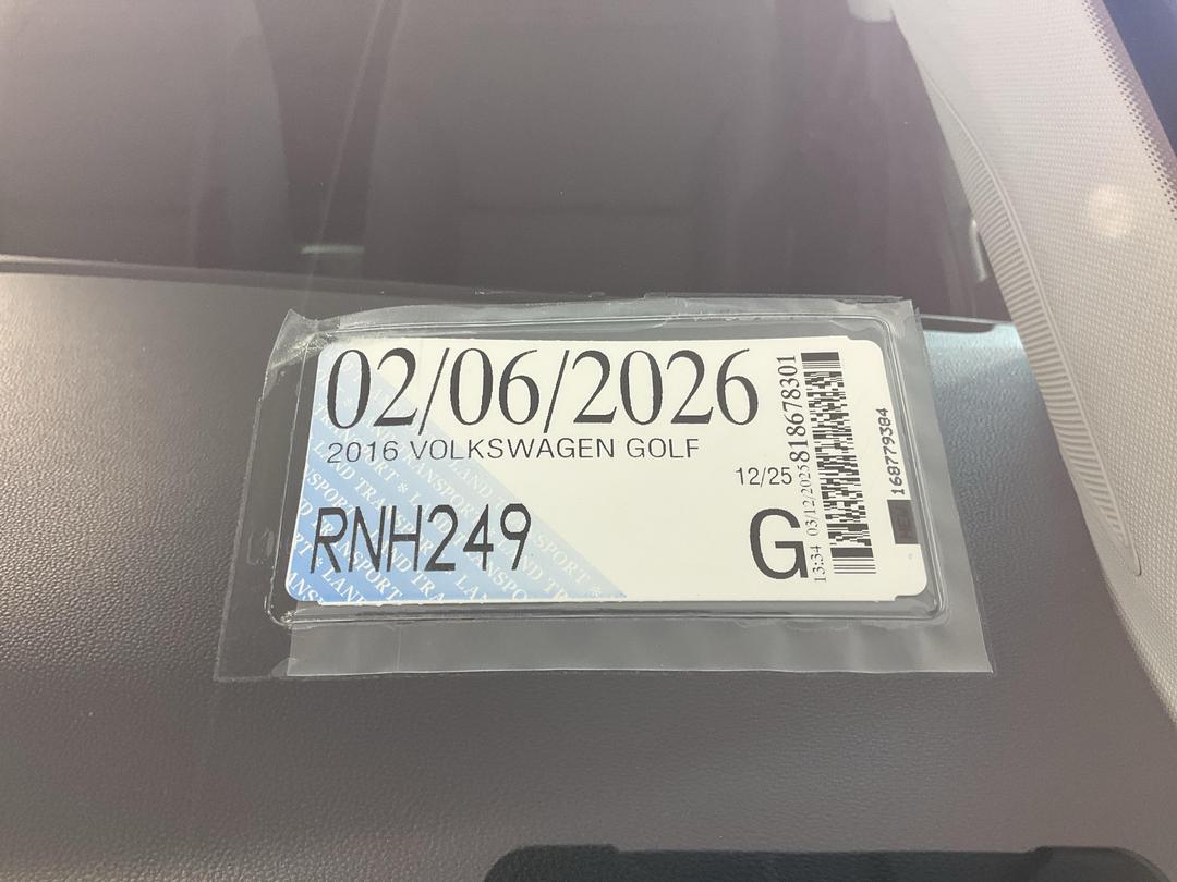 Photo '23' of Volkswagen Golf