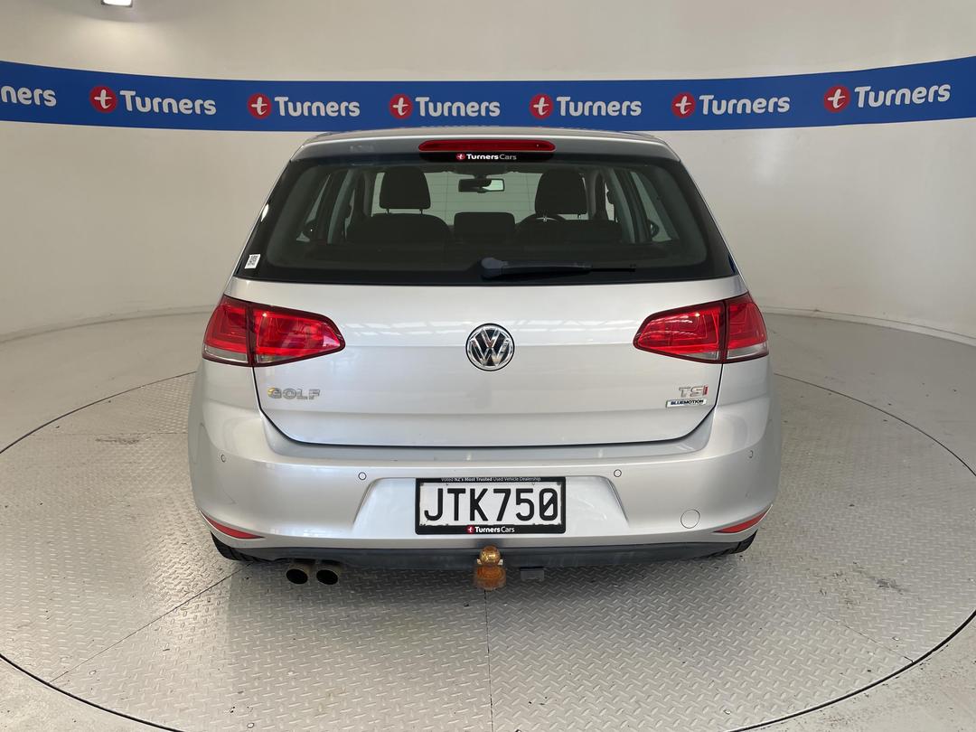 Photo '6' of Volkswagen Golf