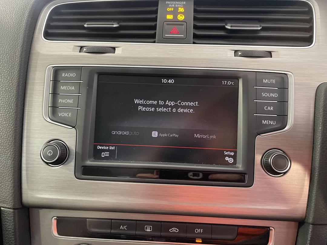 Photo '29' of Volkswagen Golf