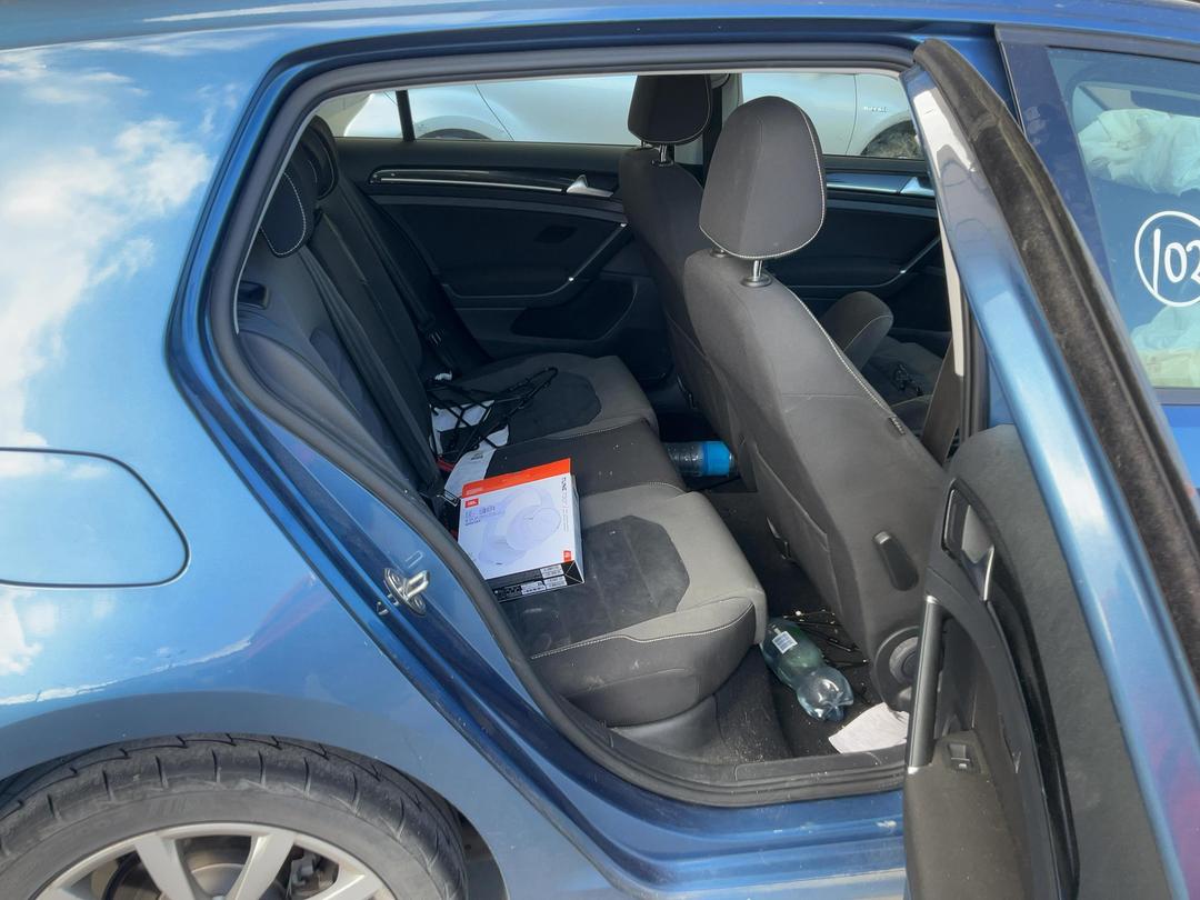 Photo '15' of Volkswagen Golf TSI Highline Photo '15' of Volkswagen Golf TSI Highline