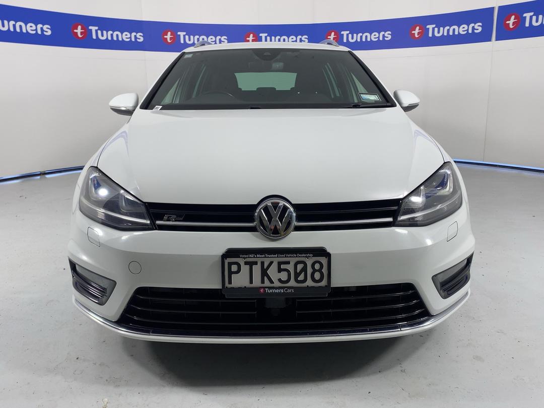 Photo '2' of Volkswagen Golf