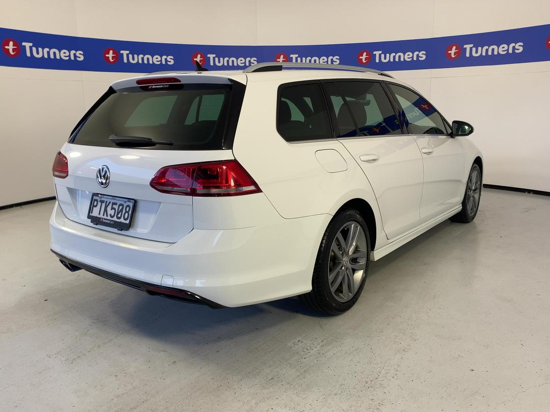Photo '7' of Volkswagen Golf