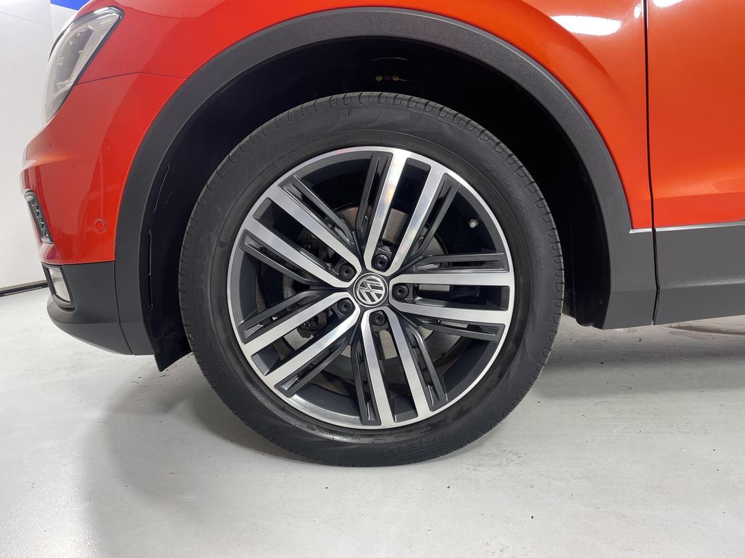 Photo '10' of Volkswagen Tiguan