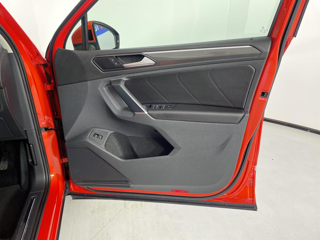 Photo '15' of Volkswagen Tiguan