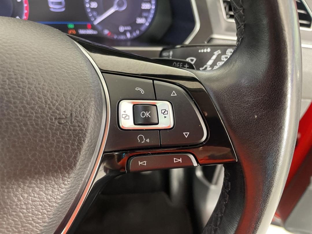 Photo '24' of Volkswagen Tiguan