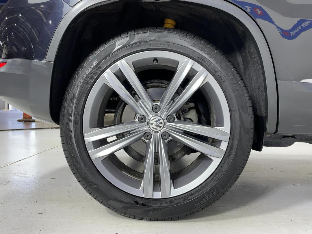 Photo '12' of Volkswagen Tiguan