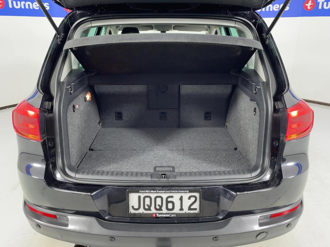 Photo '14' of Volkswagen Tiguan