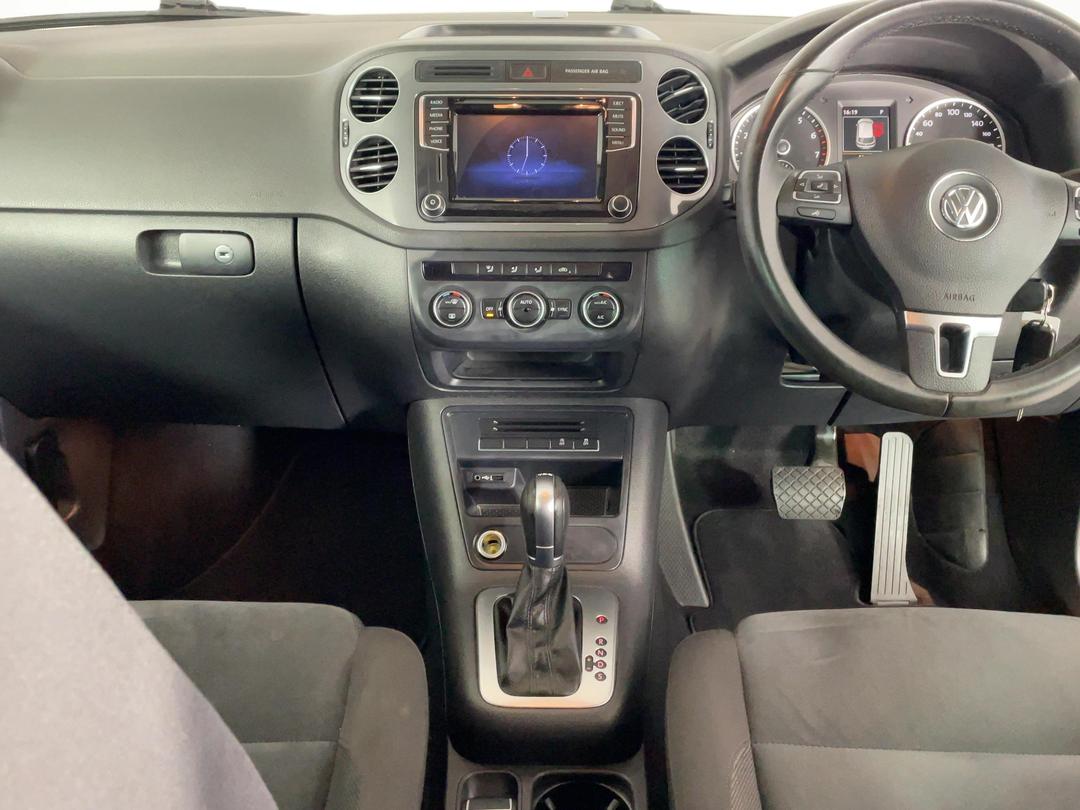 Photo '17' of Volkswagen Tiguan