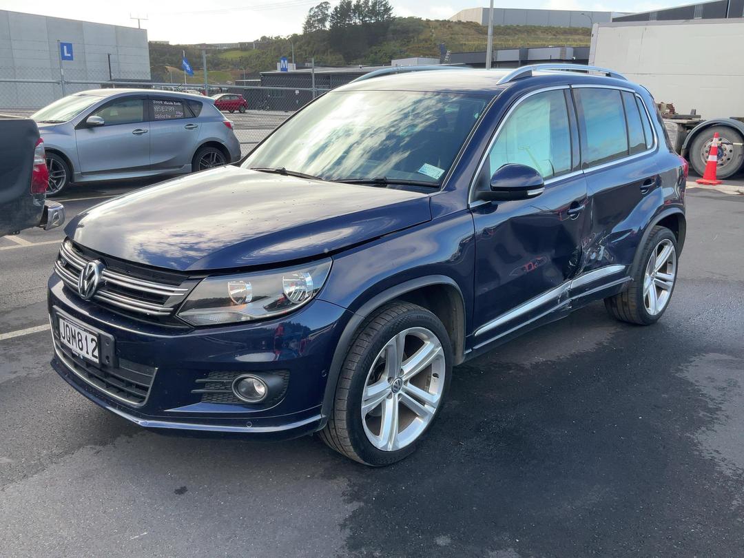 Photo '4' of Volkswagen Tiguan TSI 132KW Photo '4' of Volkswagen Tiguan TSI 132KW