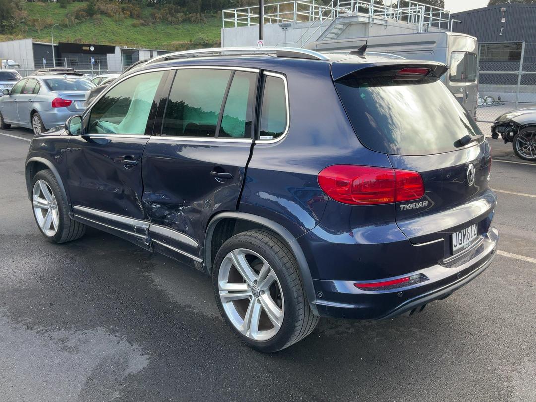 Photo '6' of Volkswagen Tiguan TSI 132KW Photo '6' of Volkswagen Tiguan TSI 132KW