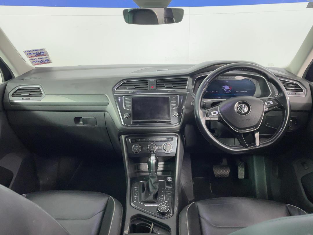 Photo '17' of Volkswagen Tiguan
