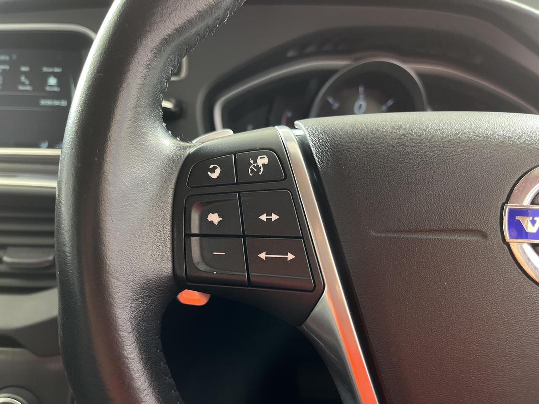 Photo '26' of Volvo V40