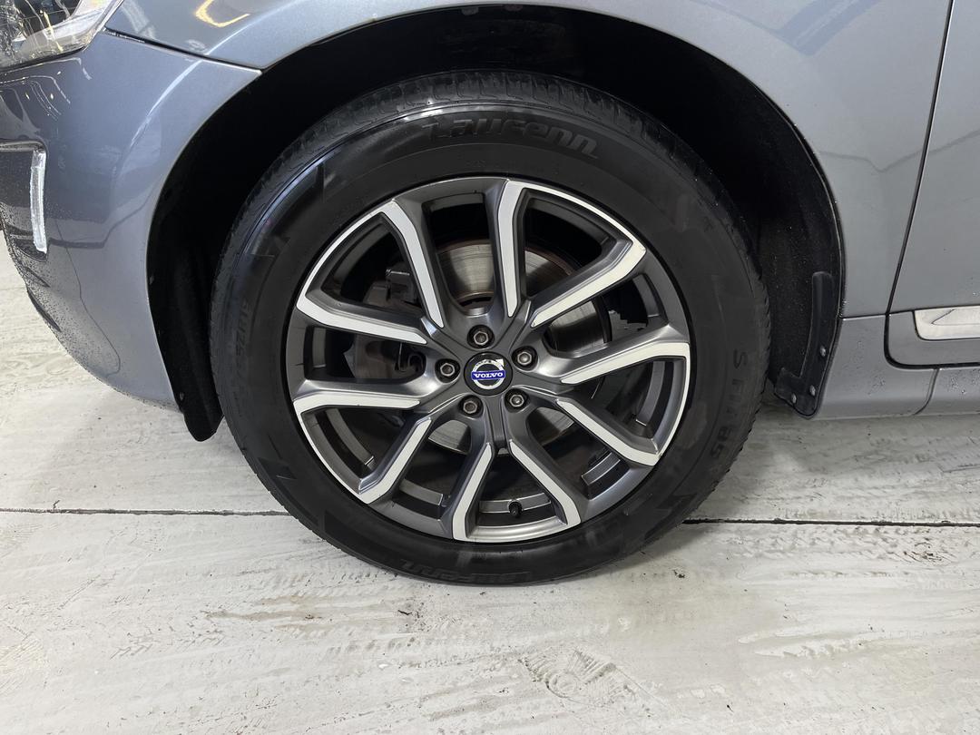 Photo '10' of Volvo XC60